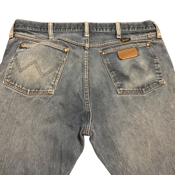 Vtg Wrangler Cowboy Cut Jeans 38 x 30 13MWZ USA Made Straight Leg Cotton Mens - Picture 2 of 5